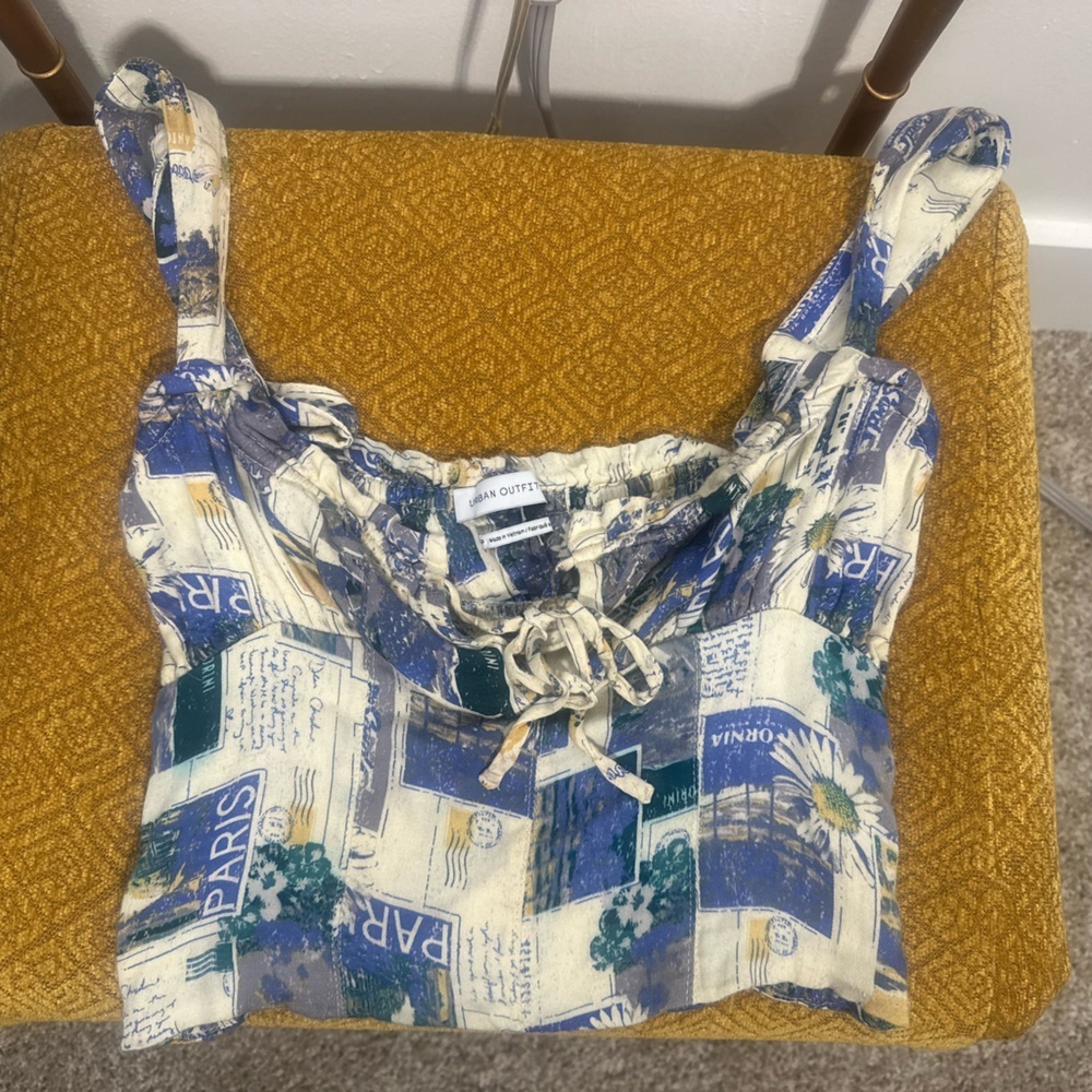 Urban Outfitters Blue and Cream Crop Top Size Small EUC
